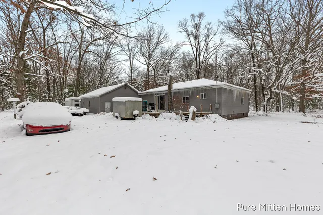 $147,900 | 3803 Underwood Drive, Bitely, MI 49309