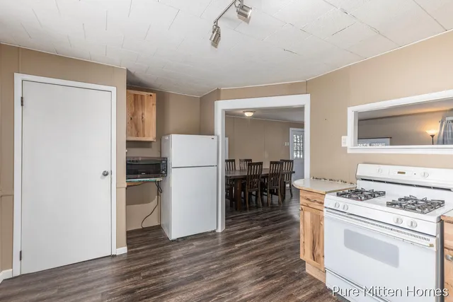 $147,900 | 3803 Underwood Drive, Bitely, MI 49309