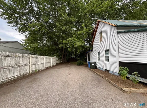 $115,000 | 91 Taftville-Occum Road, Norwich, CT 06360