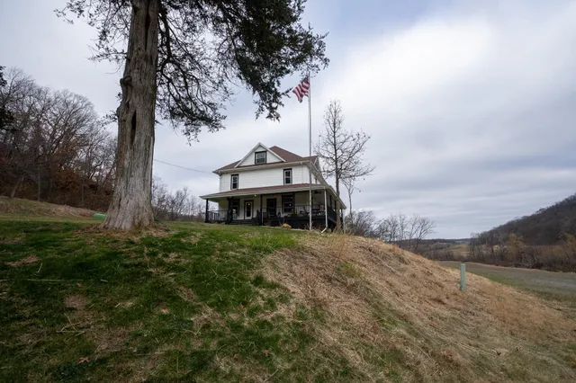 $2,400,000 | 4782 Mounds Park Road, Blue Mounds, WI 53517