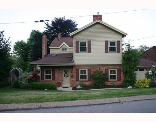952 Dallett Road Whitehall, PA 15227 - Photo 1 of 8 Exterior Front.