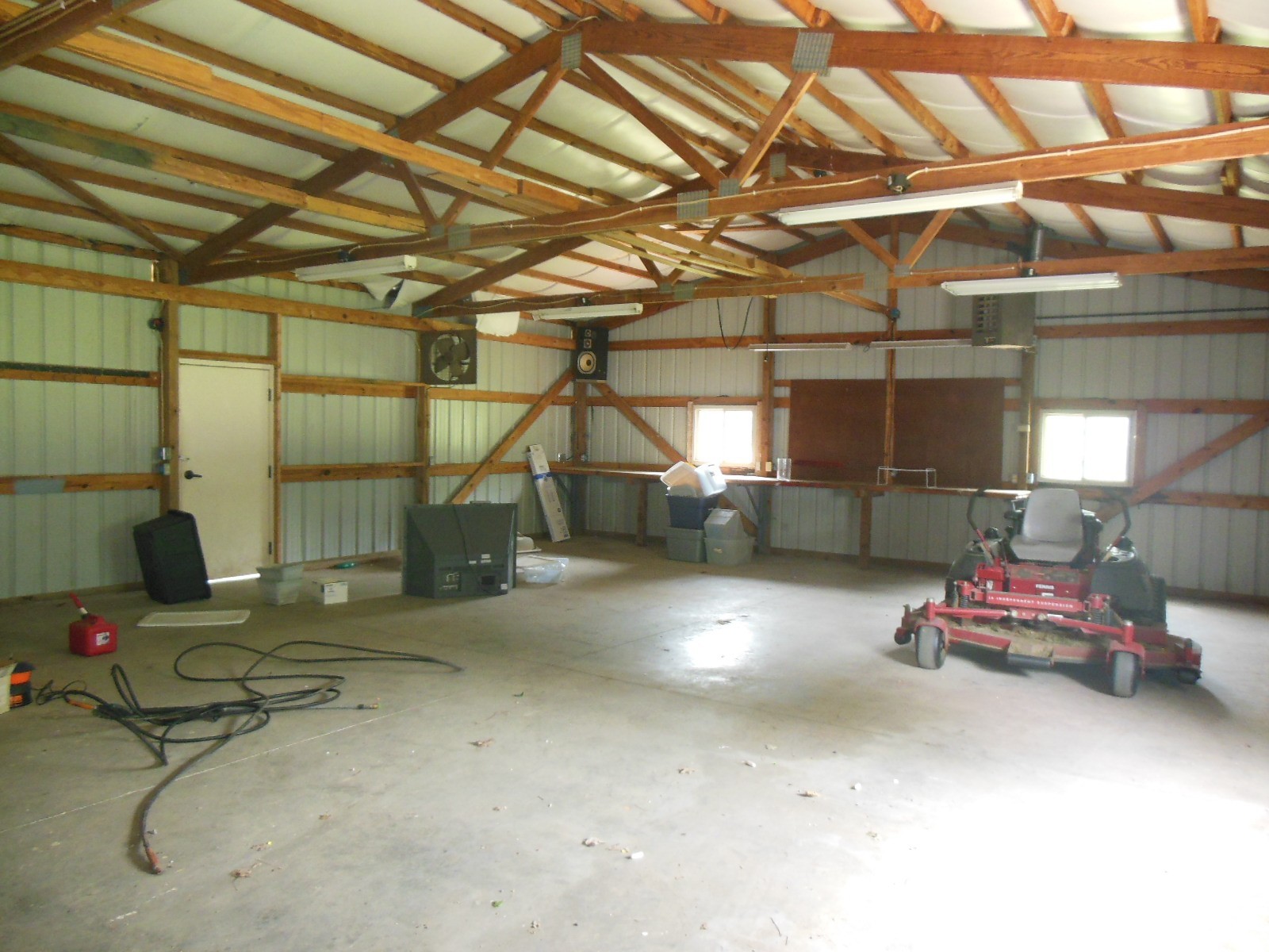 4181 Sandy Springs Road Springfield, TN 37172 - Photo 39 of 44 a room with gym equipment
