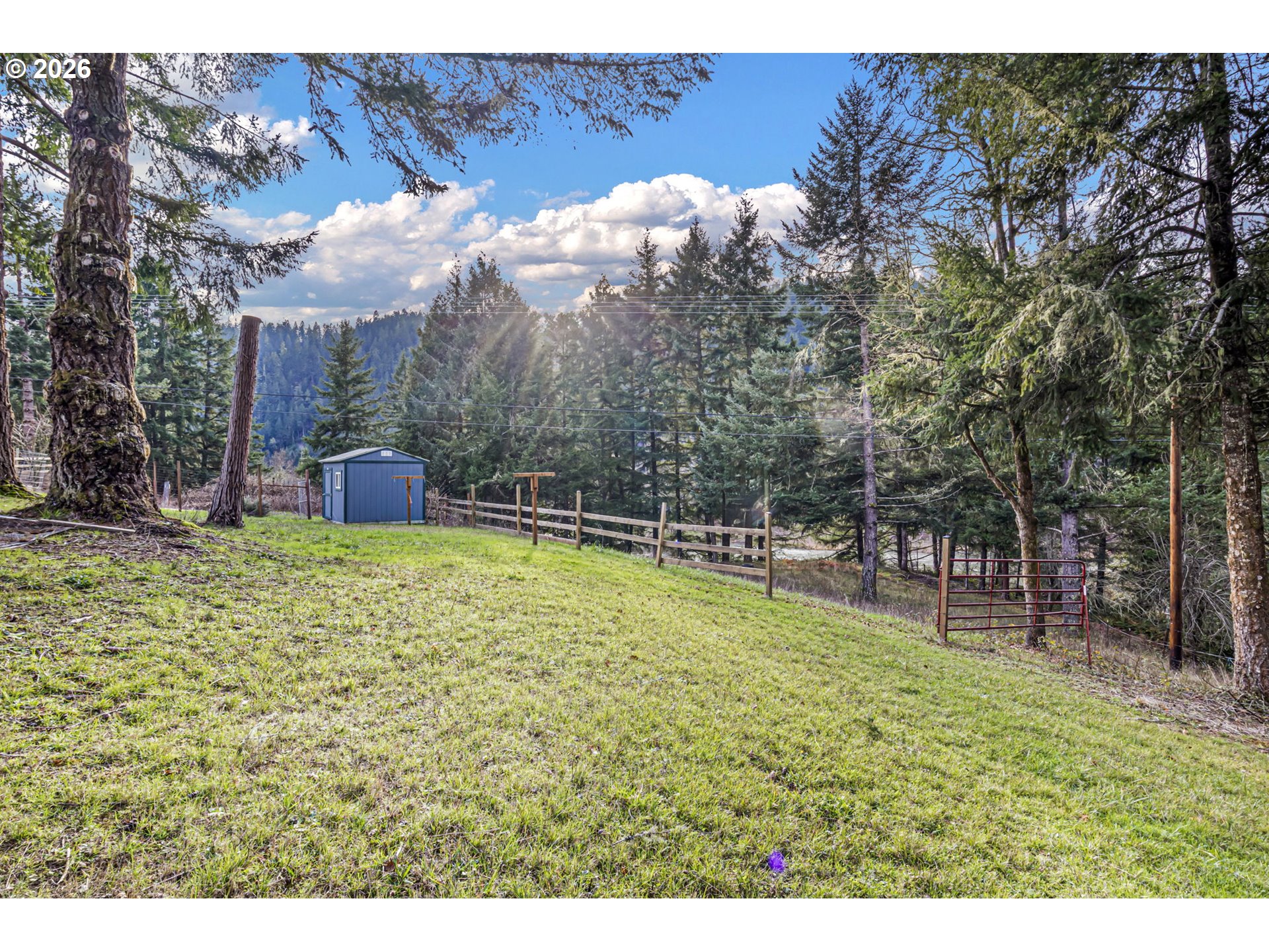 302 Scott Road Oakland, OR 97462 - Photo 13 of 48