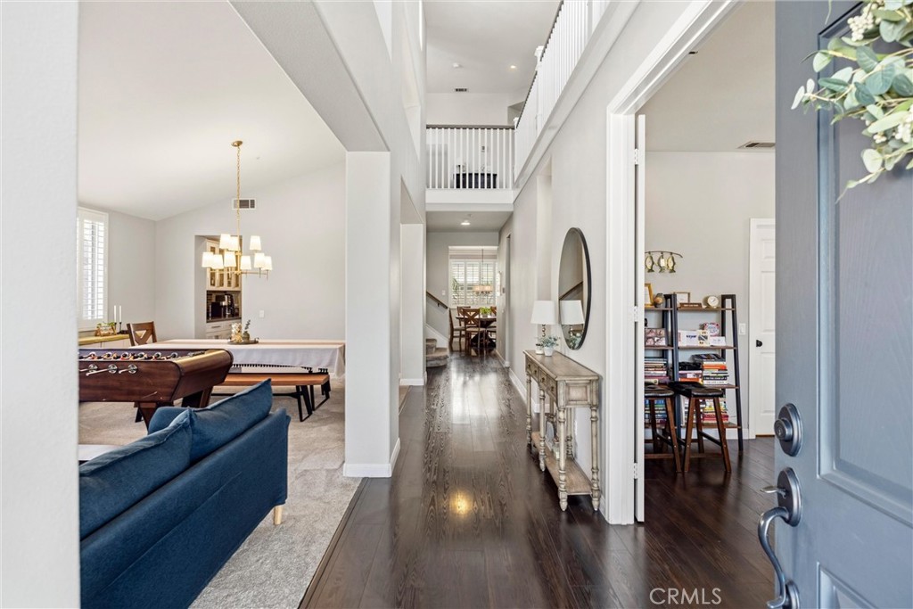 7133 Brisas Court Rancho Cucamonga, CA 91739 - Photo 5 of 70 INVITING ENTRANCE