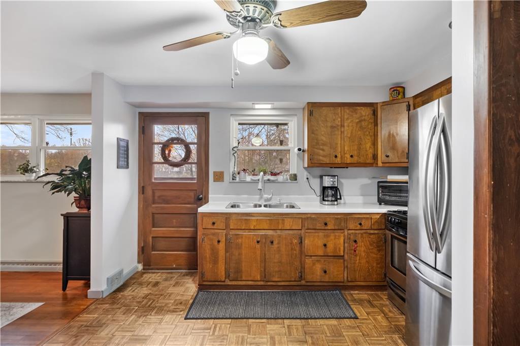 352 Weber Road Sewickley, PA 15143 - Photo 12 of 35 Gallery Image 12