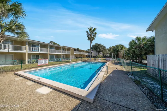 $1,625 | 6903 North Lagoon Drive, Unit 27, Panama City Beach, FL 32408