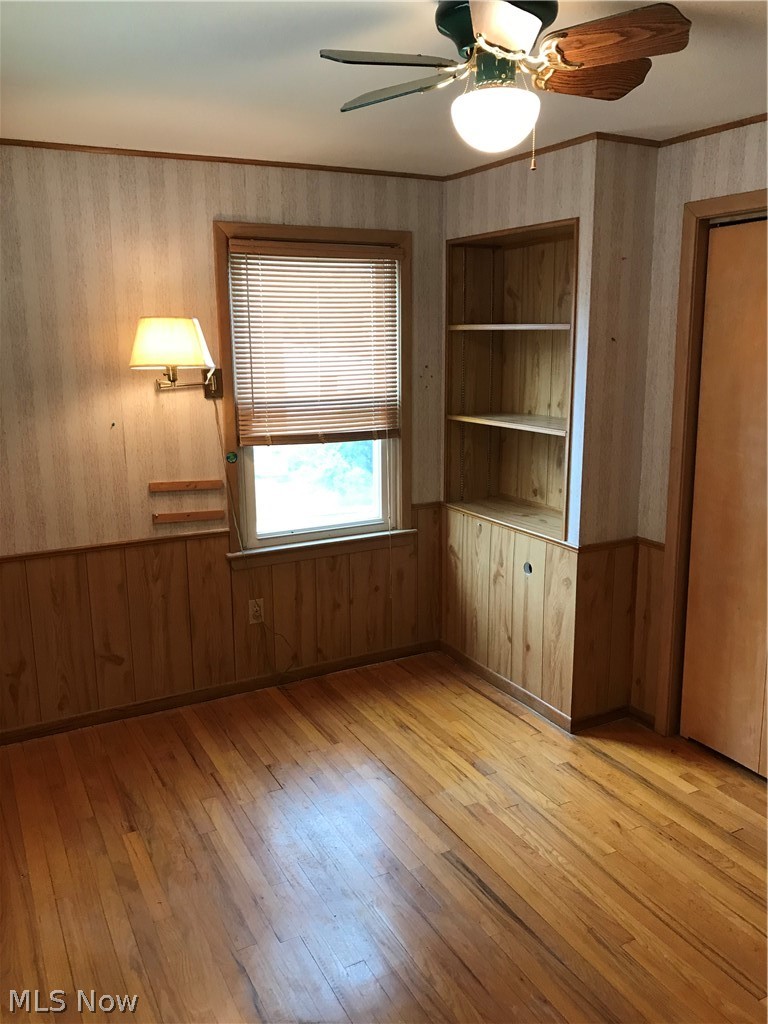 1364 Dill Road Cleveland, OH 44121 - Photo 8 of 25