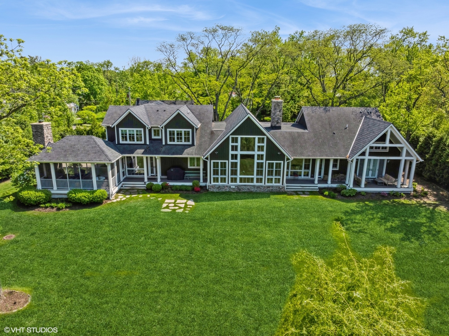 305 Maple Row Northfield, IL 60093 - Photo 4 of 82 Gallery Image 4