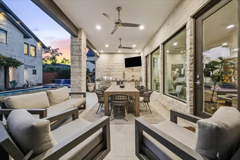 $2,399,000 | 1249 Chippendale Road, Houston, TX 77018