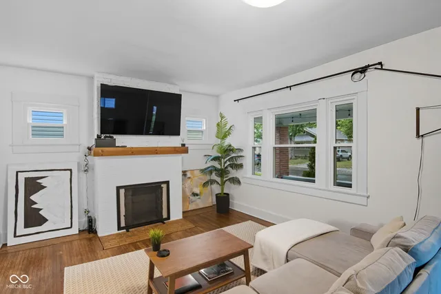 $330,000 | 4325 Guilford Avenue, Indianapolis, IN 46205