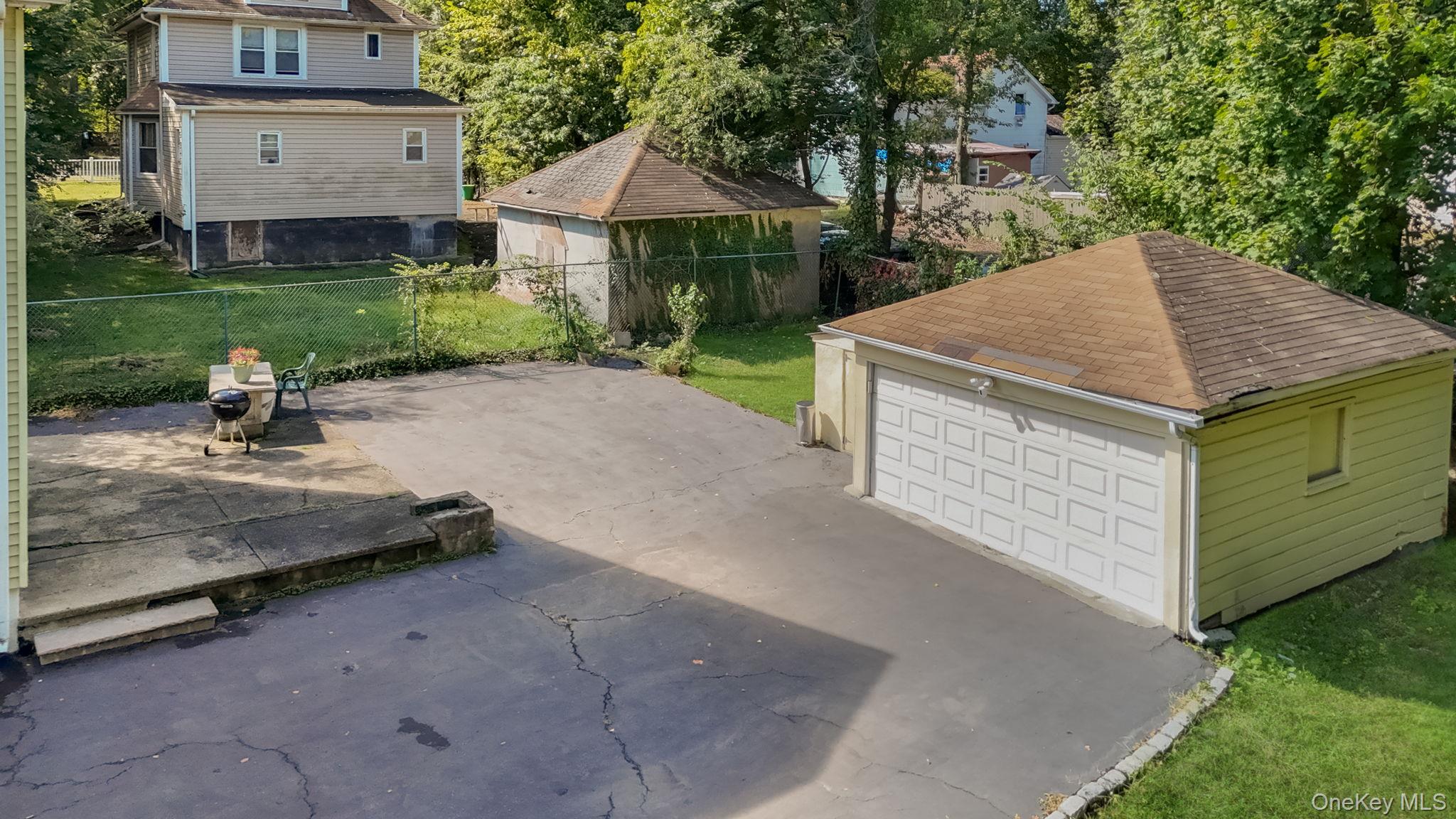 3 South Myrtle Avenue Spring Valley, NY 10977 - Photo 34 of 40 View of detached garage