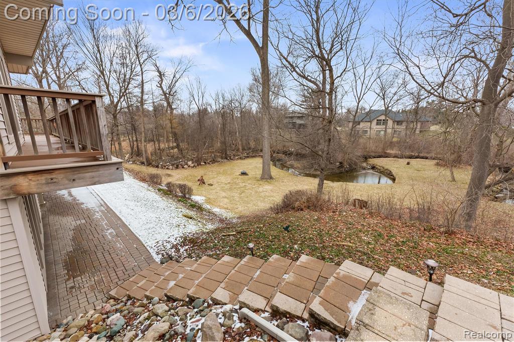 33420 Quaker Valley Road Farmington Hills, MI 48331 - Photo 30 of 32