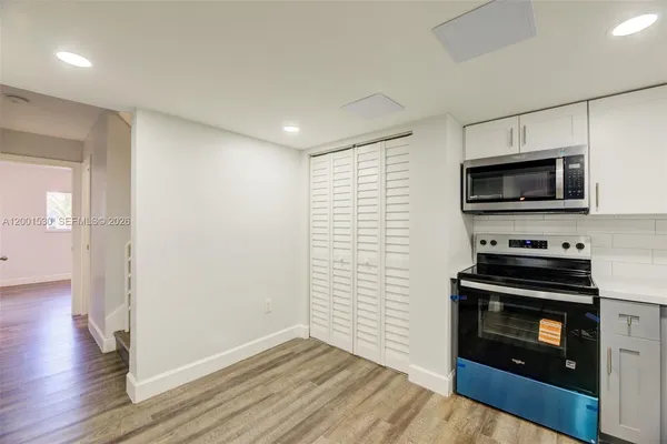 $3,300 | 565 Northwest 97th Avenue, Unit 565, Plantation, FL 33324