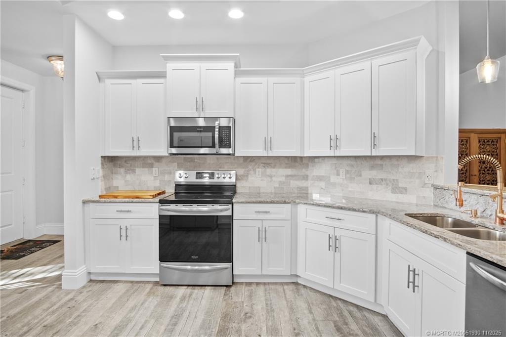 965 Southwest Flora Belle Lane Stuart, FL 34994 - Photo 11 of 42