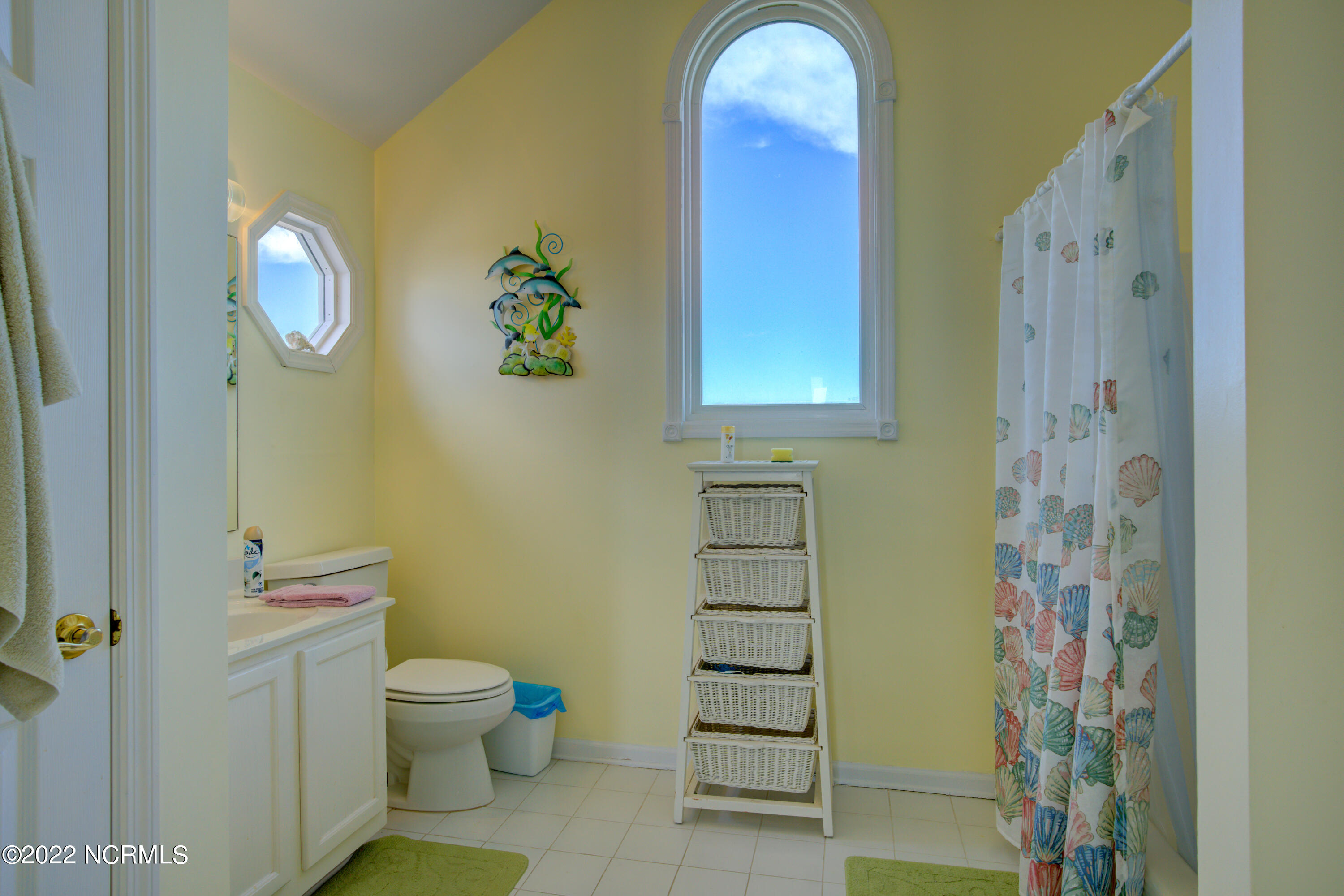 1232 New River Inlet Road North Topsail Beach, NC 28460 - Photo 24 of 34 1232 New River Inlet Road - Interiors -