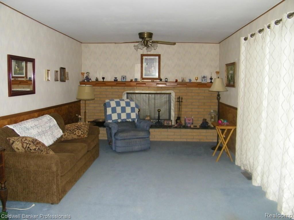 2557 North Lapeer Road Lapeer, MI 48446 - Photo 19 of 33 100_0164.jpg