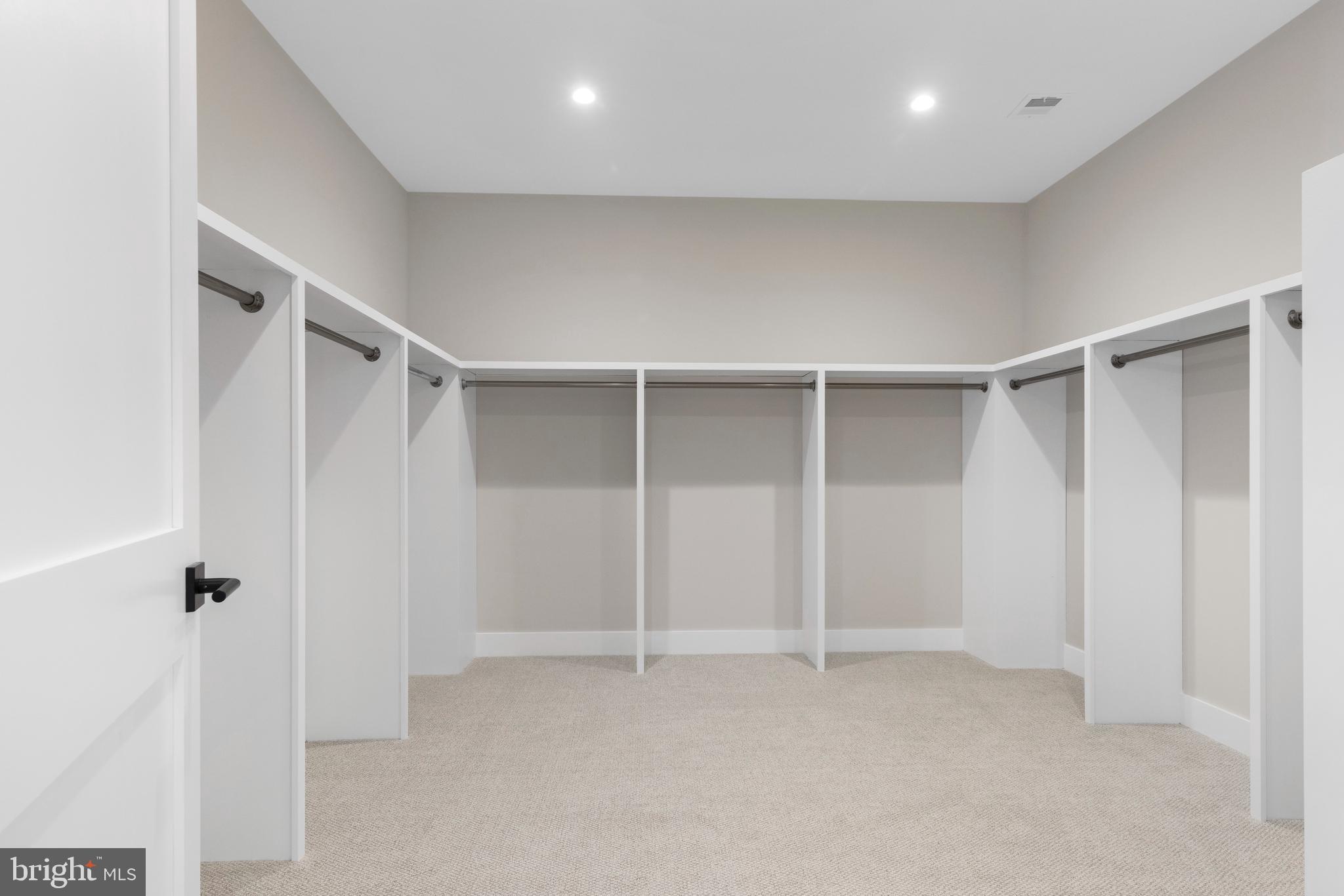 427 East Lancaster Avenue, Unit 2201 Wayne, PA 19087 - Photo 29 of 46 a view of an empty room