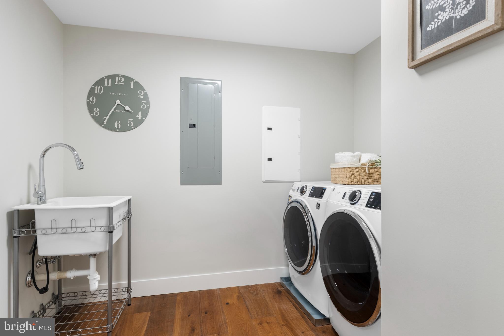 427 East Lancaster Avenue, Unit 2201 Wayne, PA 19087 - Photo 35 of 46 a room with a washer and dryer
