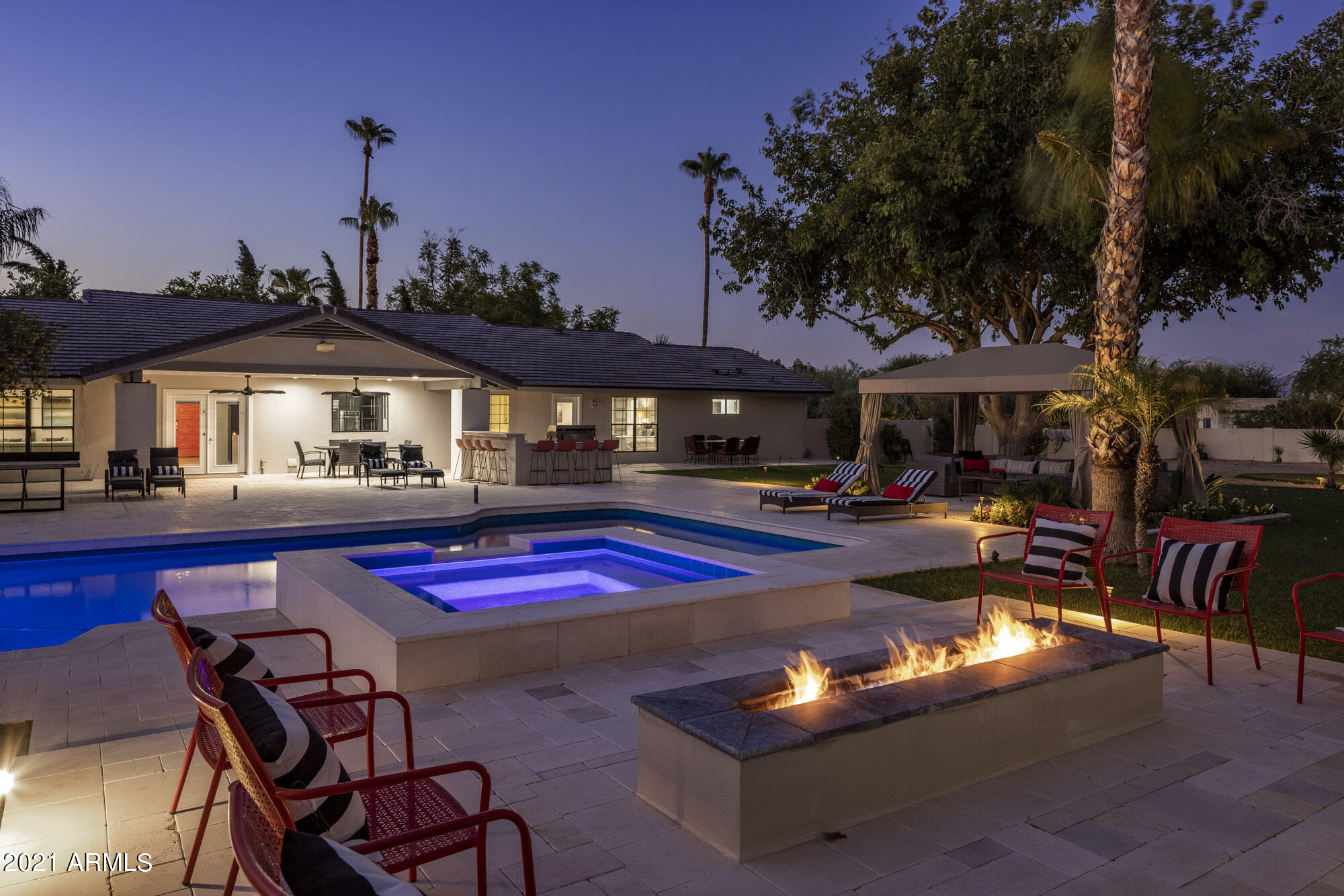 5015 East Doubletree Ranch Road Paradise Valley, AZ 85253 - Photo 2 of 74 Twilight W/Firepit