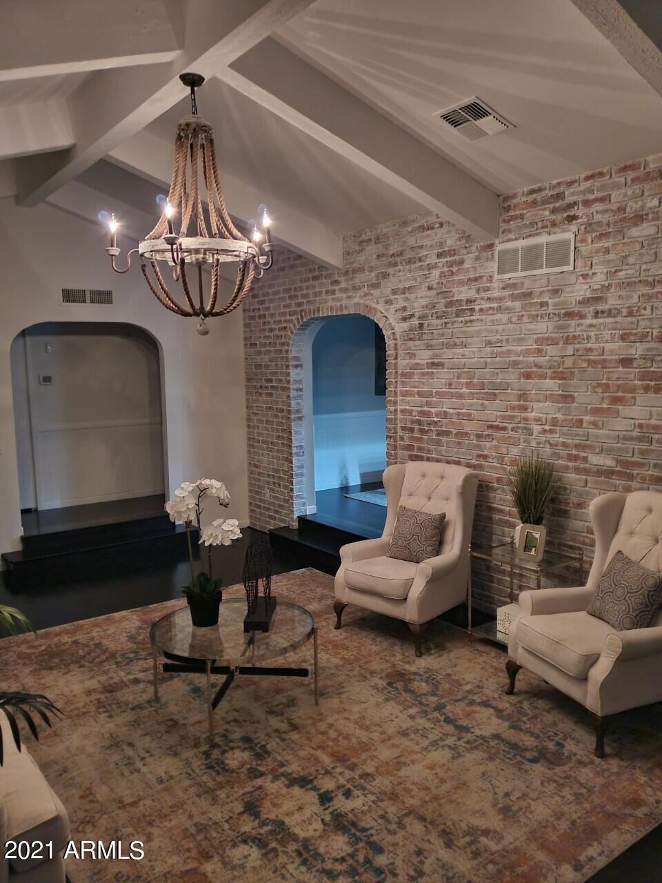5015 East Doubletree Ranch Road Paradise Valley, AZ 85253 - Photo 22 of 74 Living Room