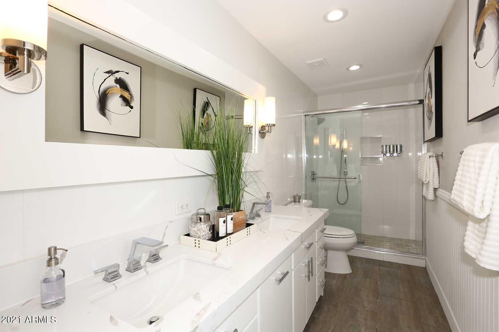 5015 East Doubletree Ranch Road Paradise Valley, AZ 85253 - Photo 48 of 74 Bathroom 3