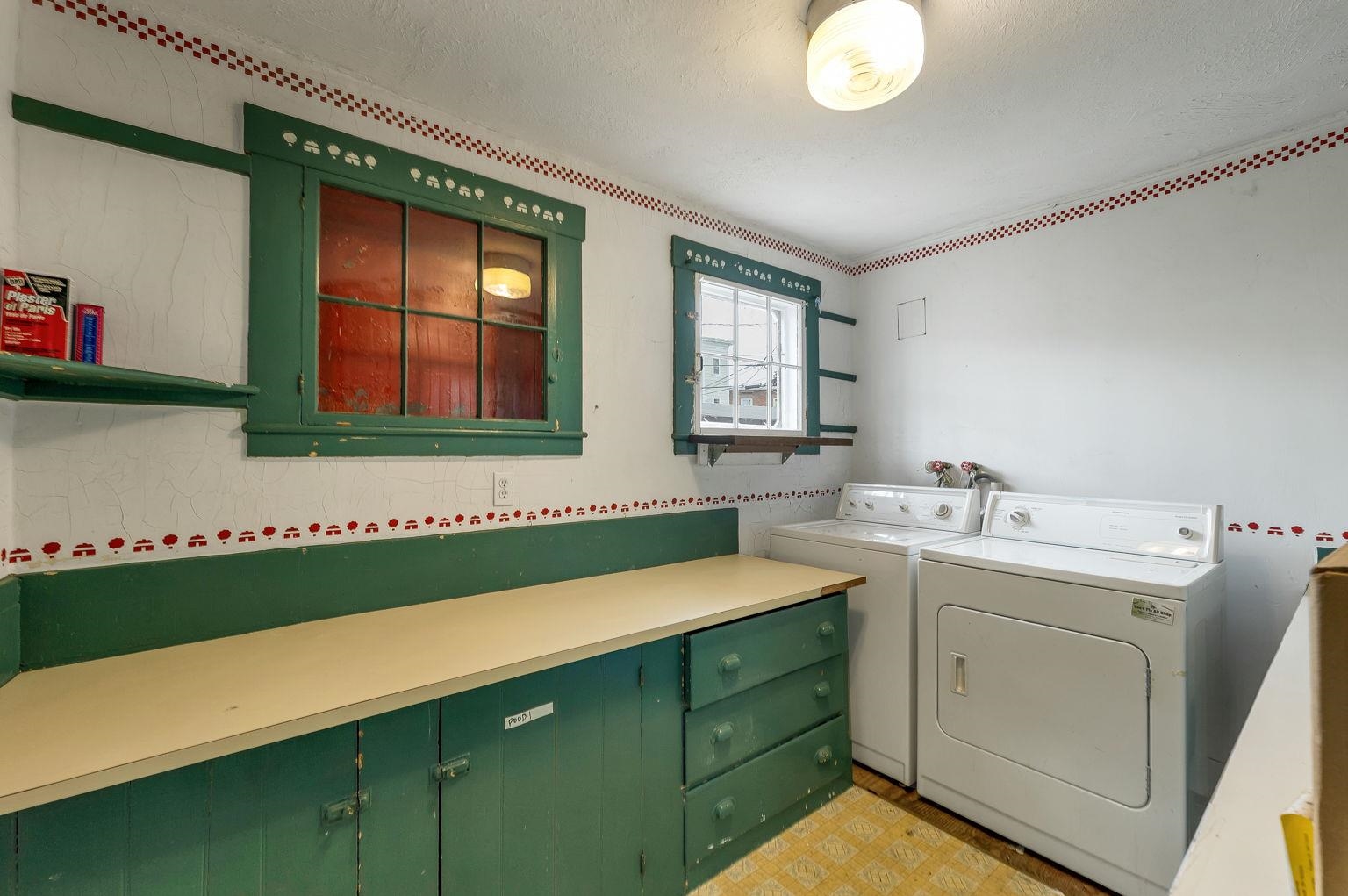 66 Ash Street Manchester, NH 03104 - Photo 37 of 59