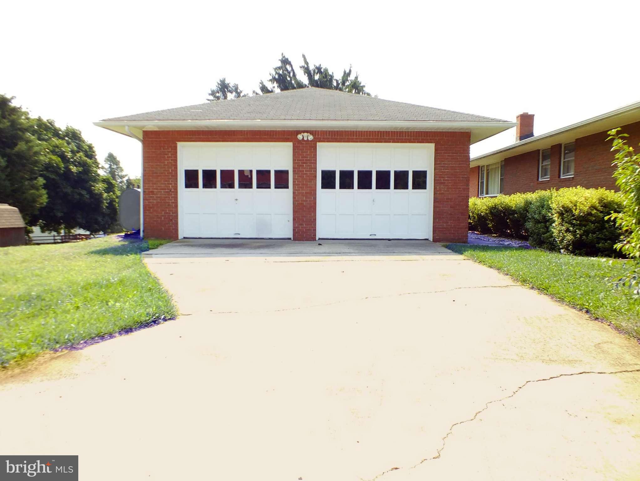 4200 Hunter Road South Hampstead, MD 21074 - Photo 28 of 30 Detached Two-Car Garage, View 1