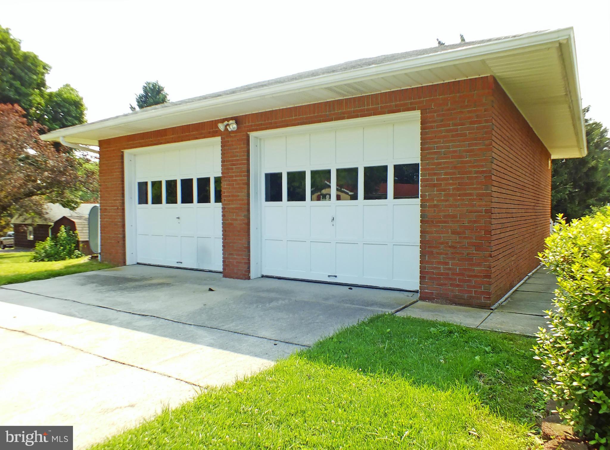 4200 Hunter Road South Hampstead, MD 21074 - Photo 29 of 30 Detached Two-Car Garage, View 2