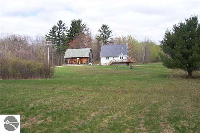 3683 East Rose City Road Lupton, MI 48635 - Photo 2 of 6 1756122-1.JPG