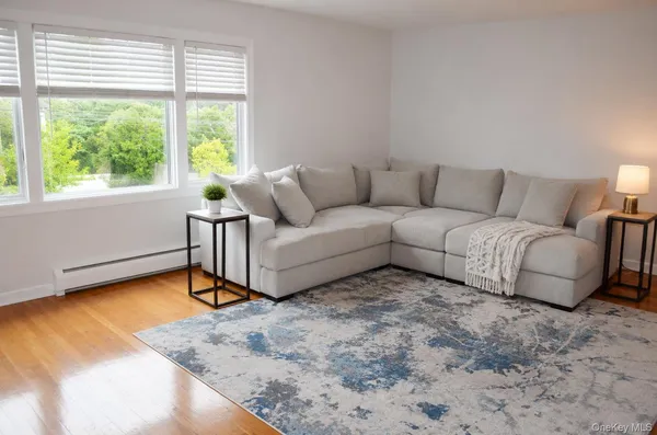 $2,600 | 69-71 Grand Street South, Westbury, NY 11590