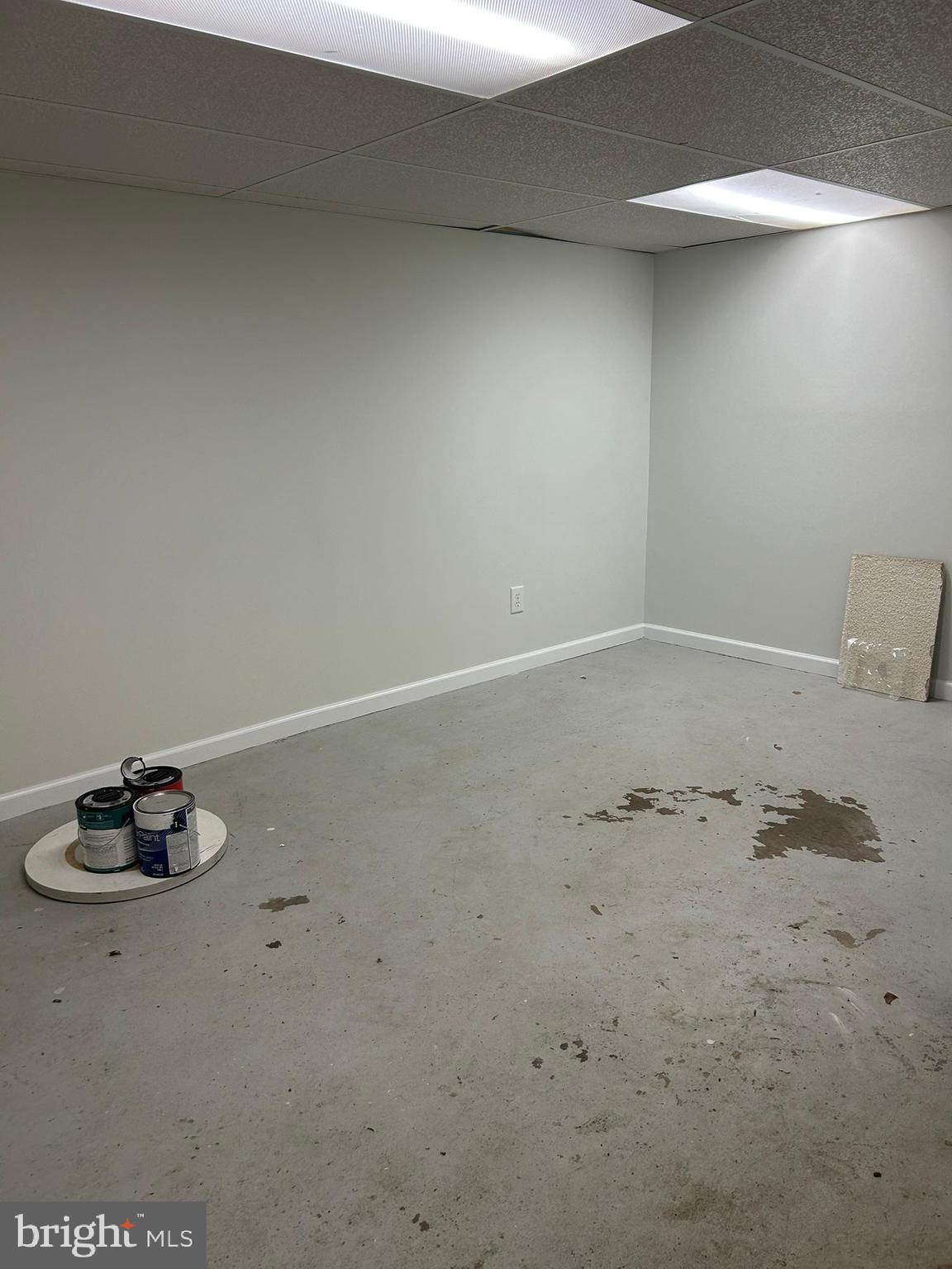 6643 Church Lane Upper Darby, PA 19082 - Photo 10 of 11 a view of a small space