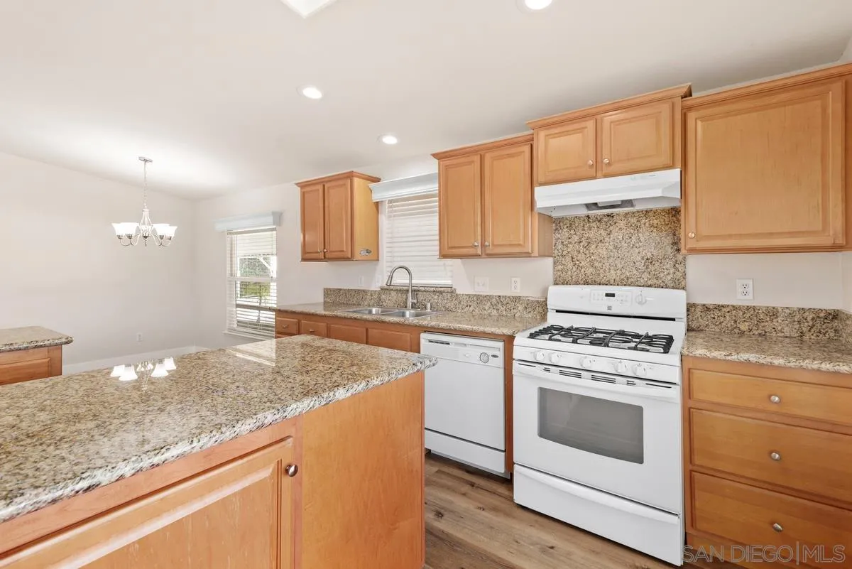 9500 Harritt Road, Unit 196 Lakeside, CA 92040 - Photo 13 of 41 Gallery Image 13