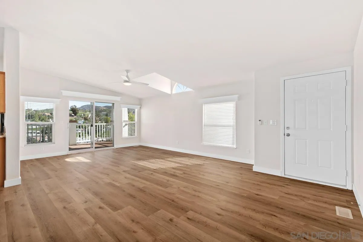 9500 Harritt Road, Unit 196 Lakeside, CA 92040 - Photo 6 of 41 Gallery Image 6