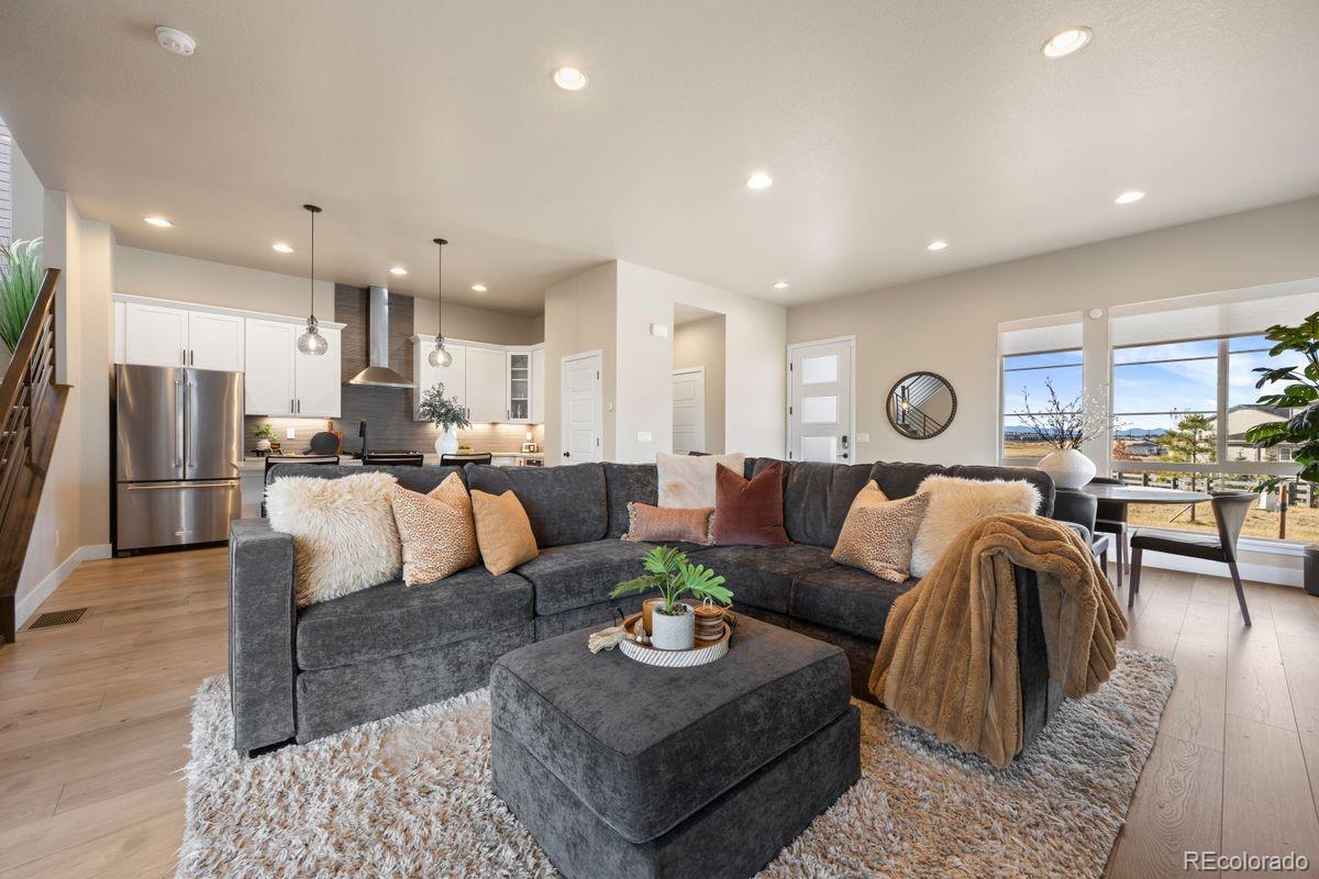 6239 Stable View Street Castle Pines, CO 80108 - Photo 12 of 40