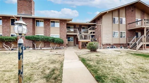 $2,400 | 4955 Moorhead Avenue, Unit 2, Boulder, CO 80305