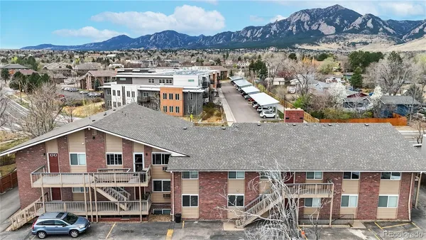 $2,400 | 4955 Moorhead Avenue, Unit 2, Boulder, CO 80305