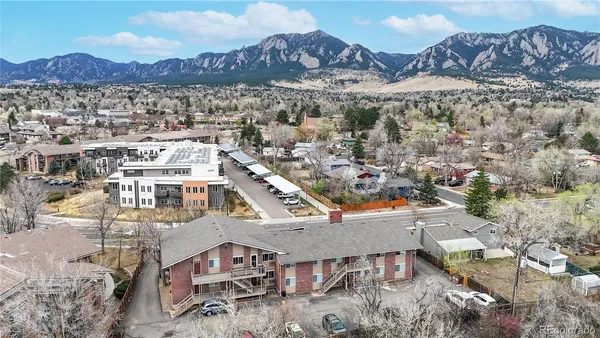$2,400 | 4955 Moorhead Avenue, Unit 2, Boulder, CO 80305