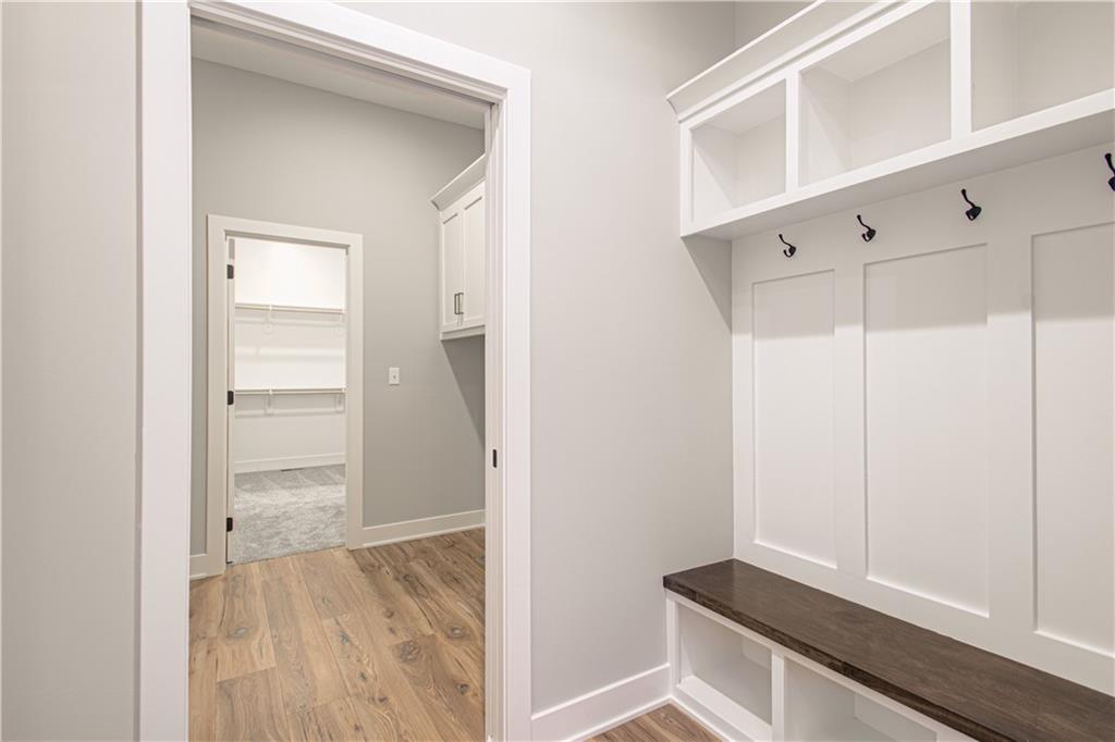 4855 Northwest Martin Street Riverside, MO 64151 - Photo 7 of 32