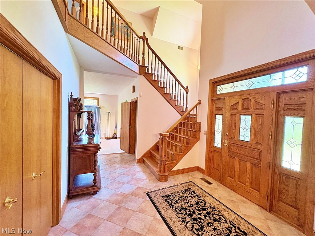15818 Darrow Road Vermilion, OH 44089 - Photo 11 of 47