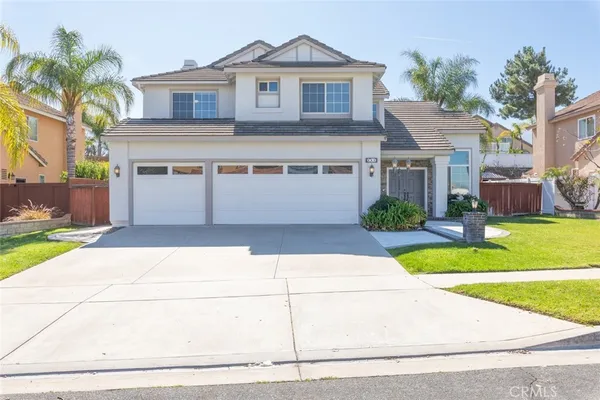 $929,900 | 660 Glen Springs Lane, Corona, CA 92882