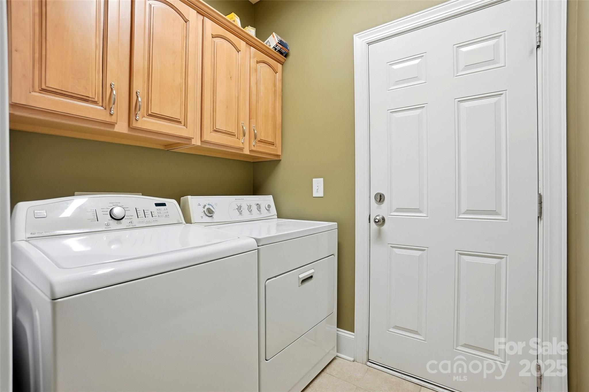 7200 Firespike Road Charlotte, NC 28277 - Photo 34 of 48 a utility room with dryer and washer