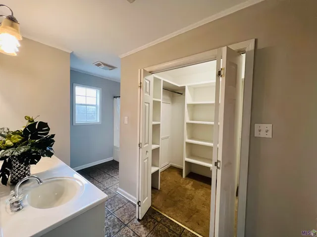 $1,500 | 1118 Academy Street, Houma, LA 70360