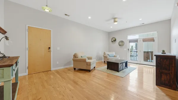 $345,000 | 863 Flynn Street, Unit 104, Chattanooga, TN 37403