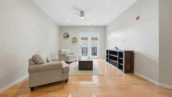 $345,000 | 863 Flynn Street, Unit 104, Chattanooga, TN 37403