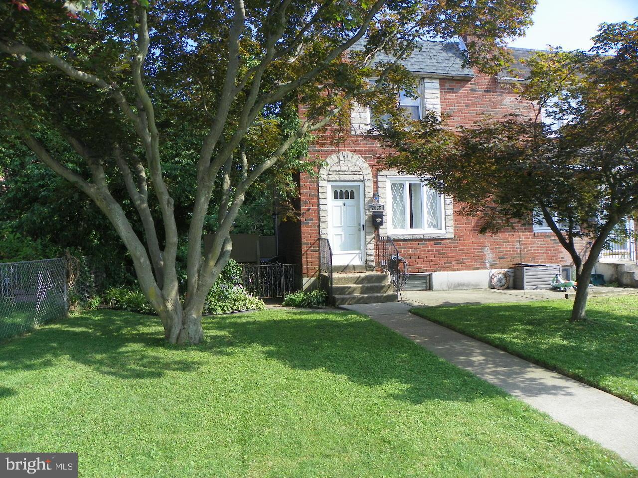 2039 Heather Road Folcroft, PA 19032 - Photo 2 of 26 Gallery Image 2