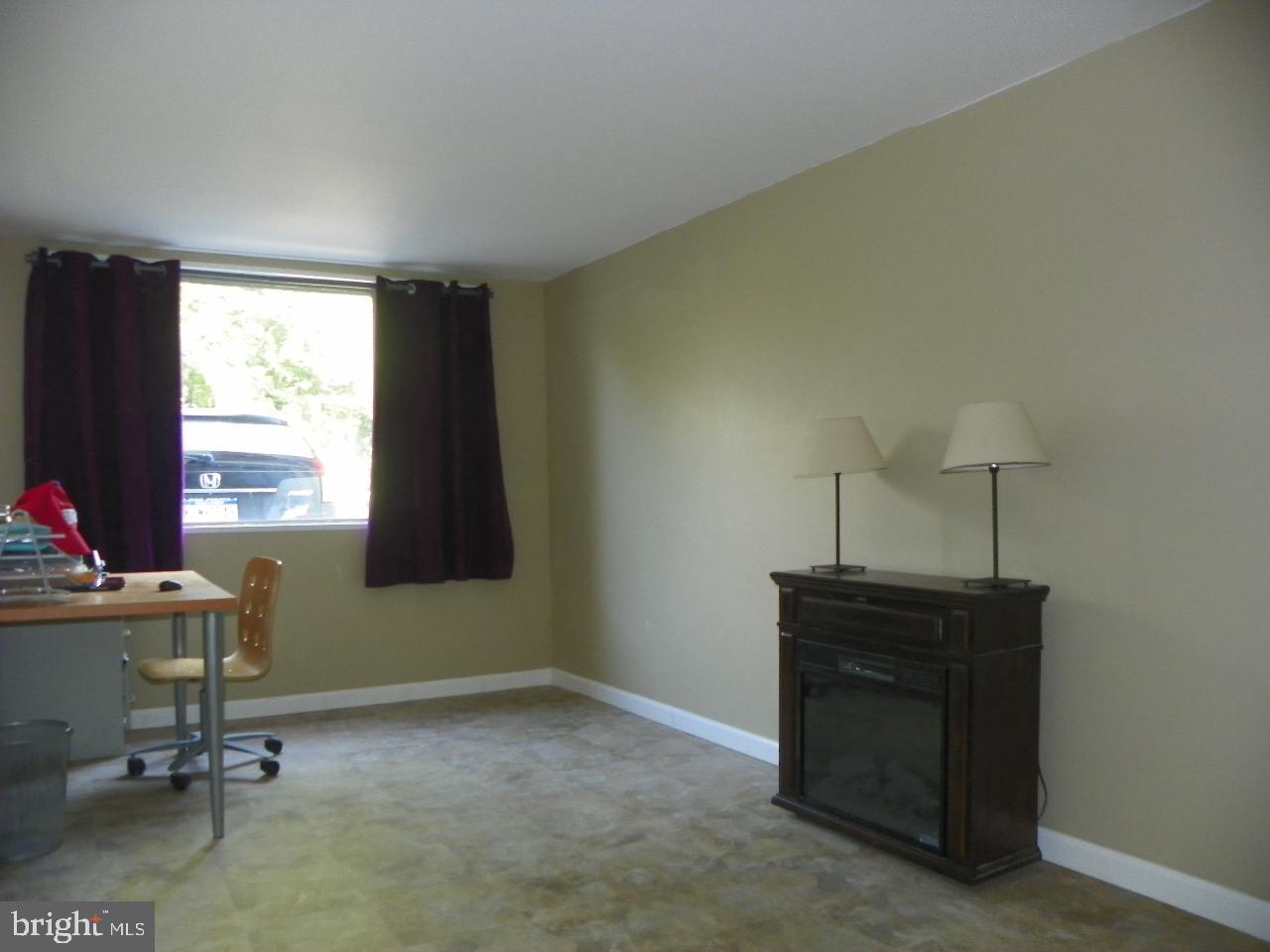 2039 Heather Road Folcroft, PA 19032 - Photo 13 of 26 Gallery Image 13