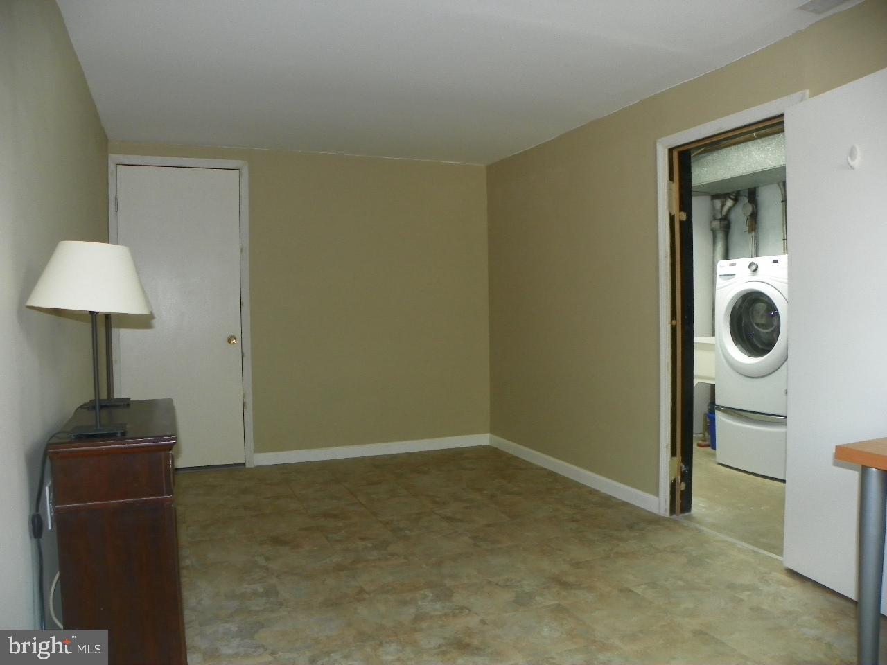 2039 Heather Road Folcroft, PA 19032 - Photo 15 of 26 Gallery Image 15