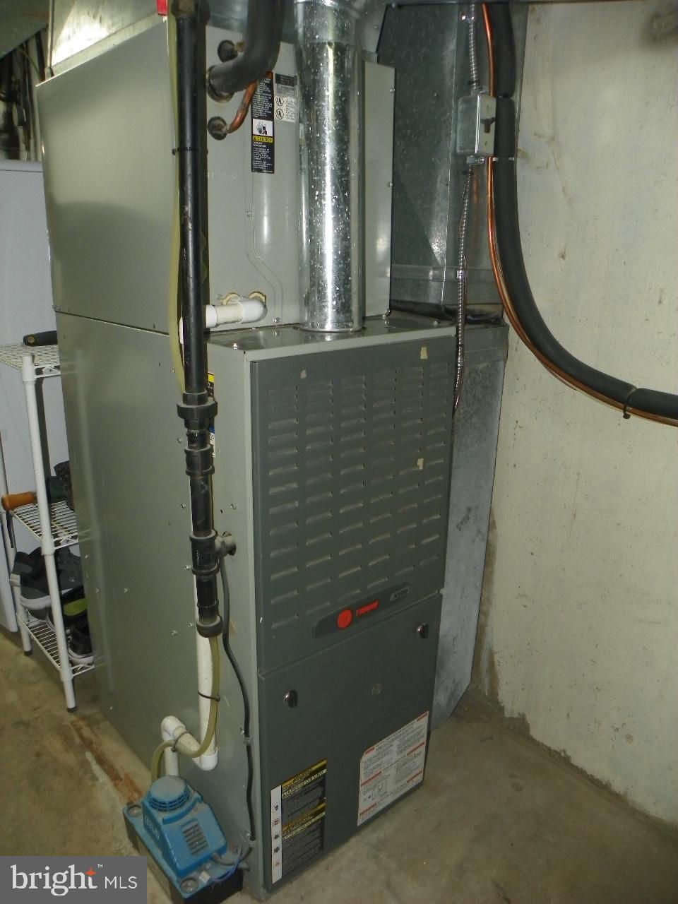 2039 Heather Road Folcroft, PA 19032 - Photo 16 of 26 Efficient TRANE Gas Heat & C/A (2012)