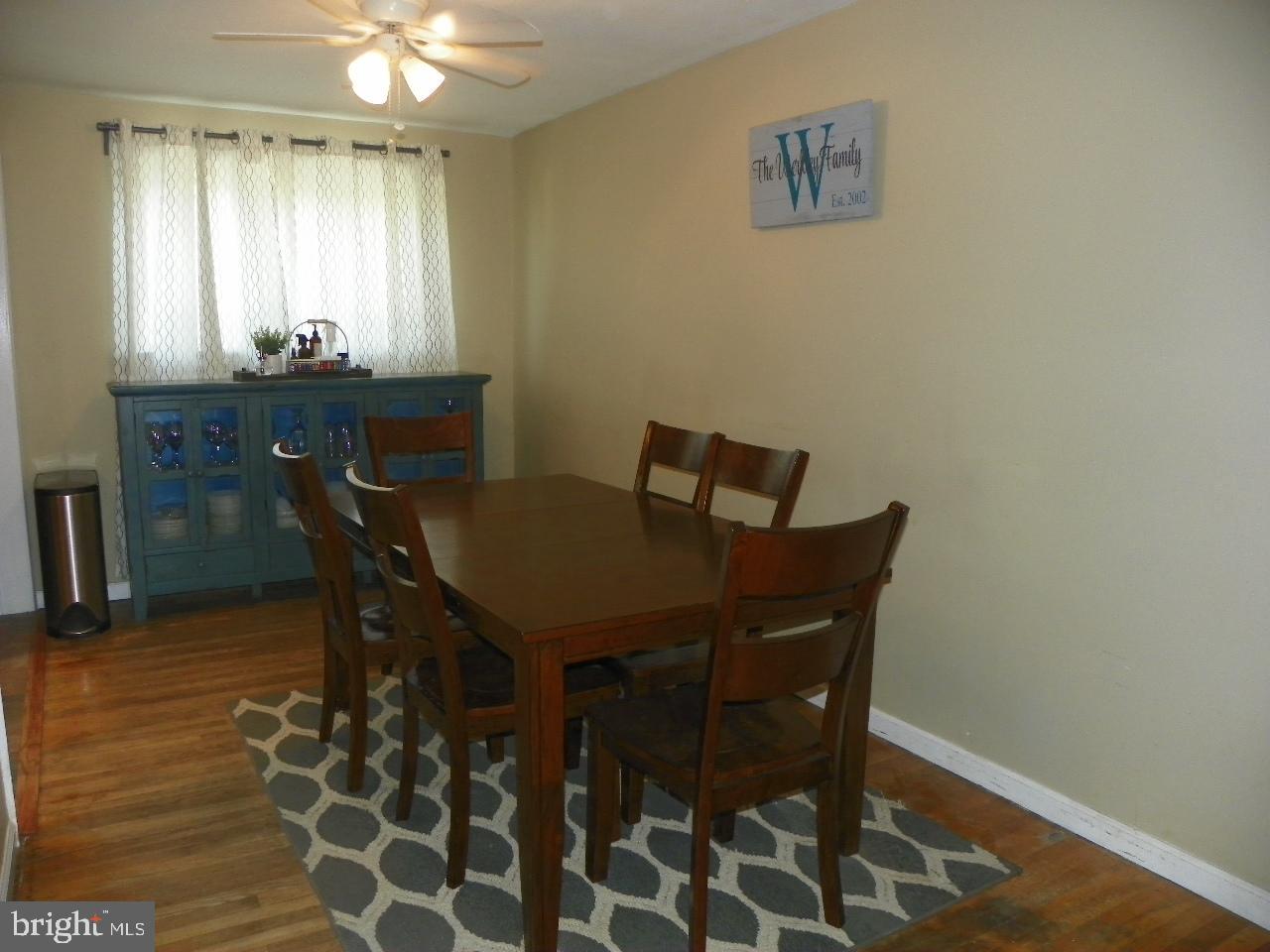 2039 Heather Road Folcroft, PA 19032 - Photo 6 of 26 Dining Room
