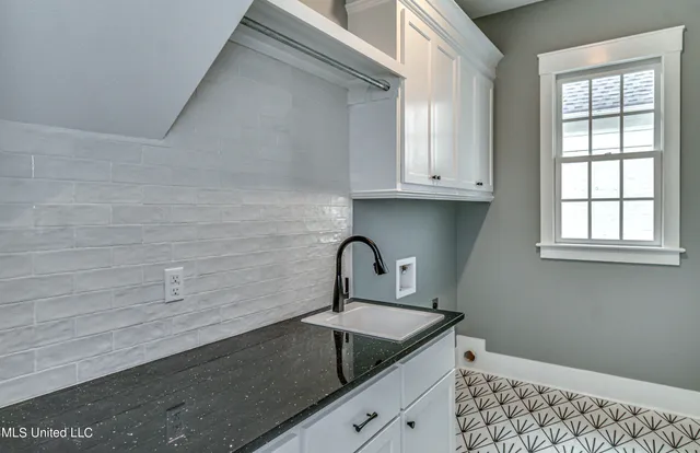 $566,000 | 319 Concert Street, Flowood, MS 39232